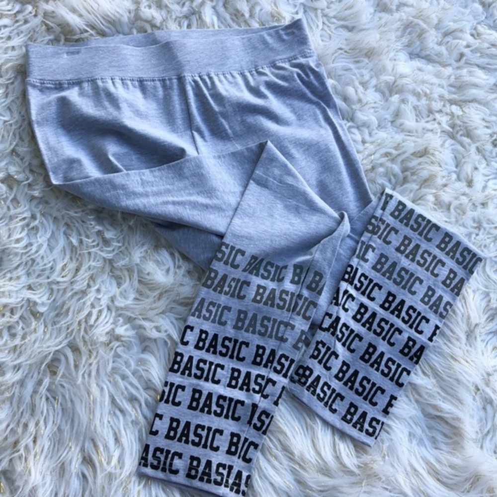 Gray leggings NWT